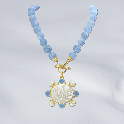 Necklaces & Pendants