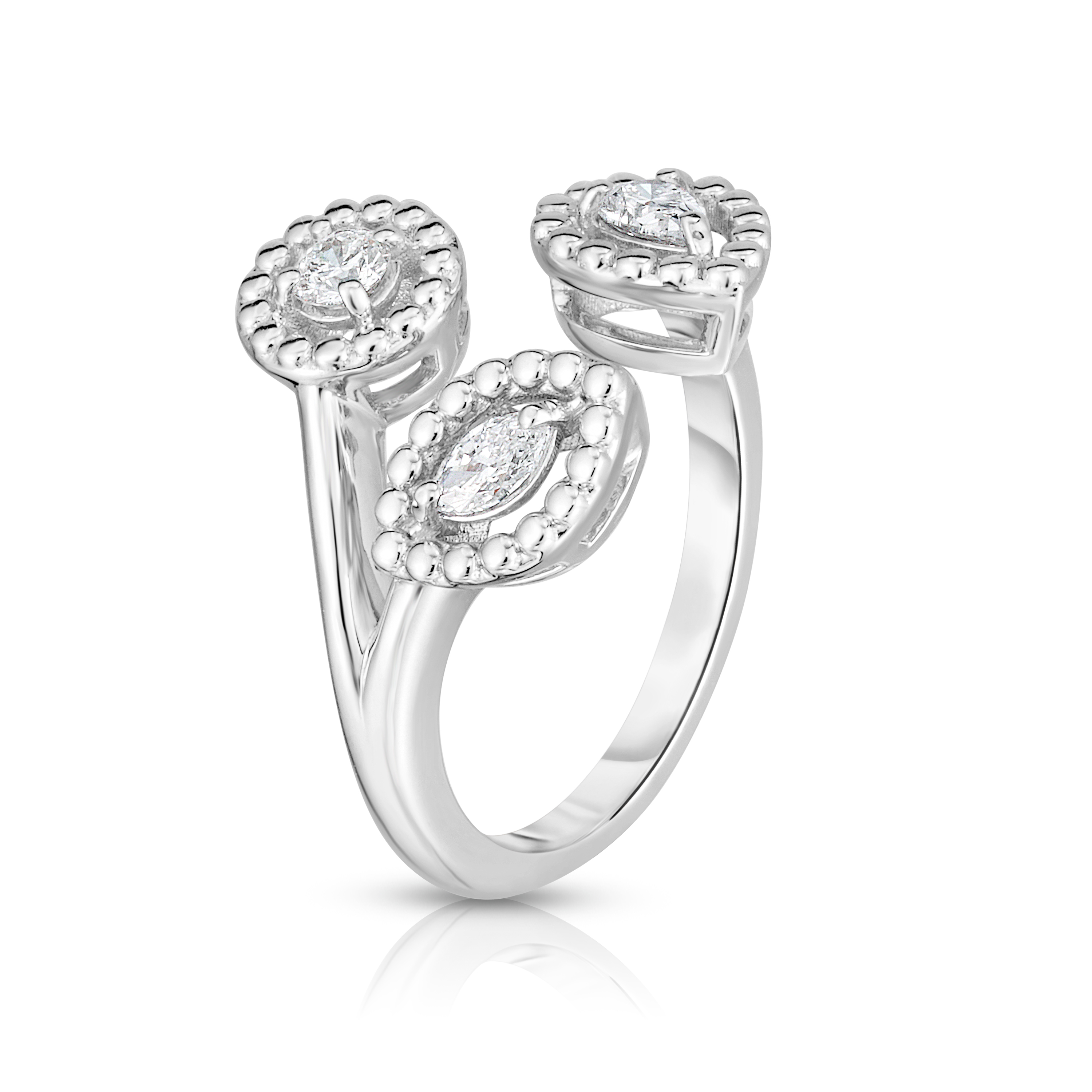18k White Gold Dolcetto Three Stone Diamond Ring