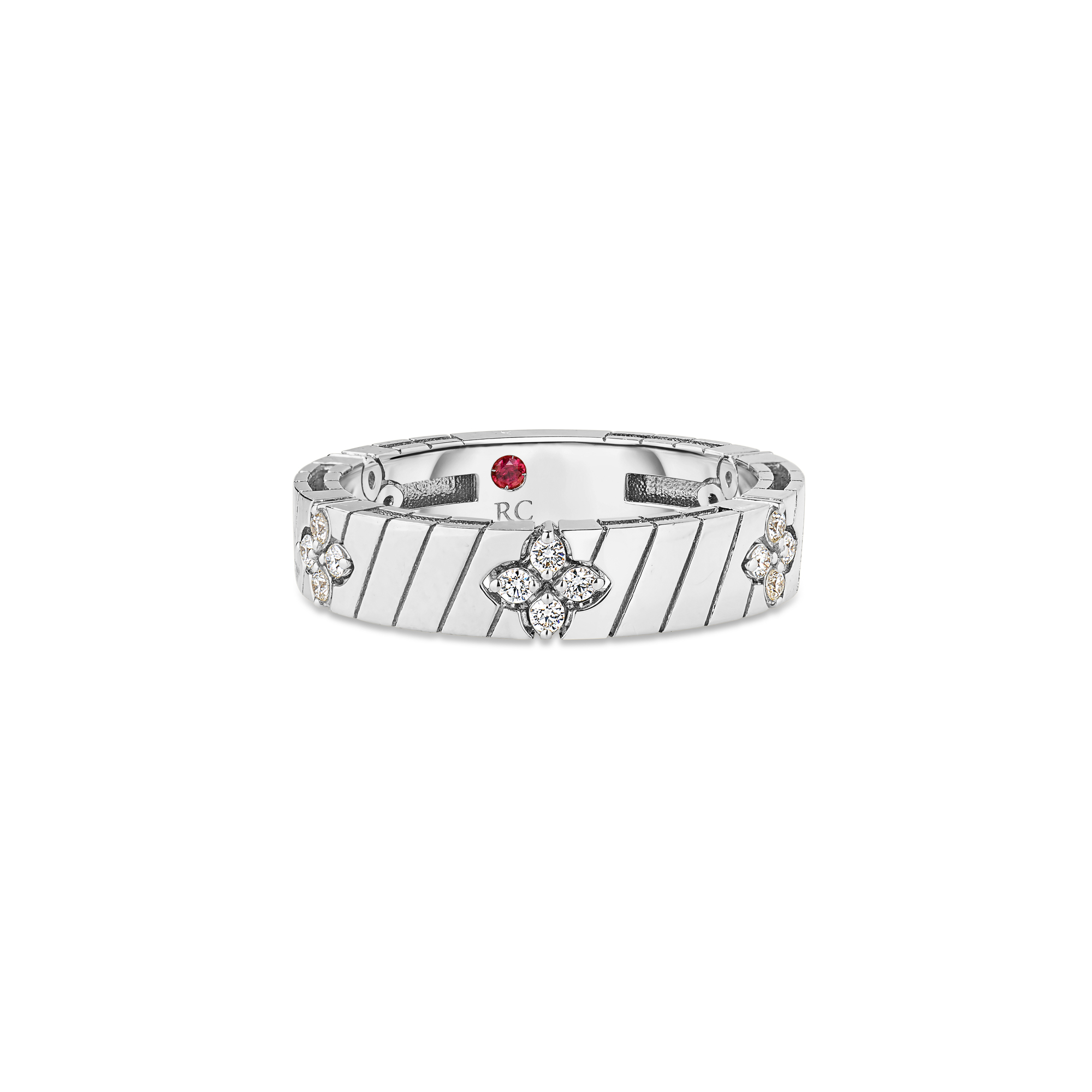 18k White Gold Love In Verona Ridged Diamond Ring