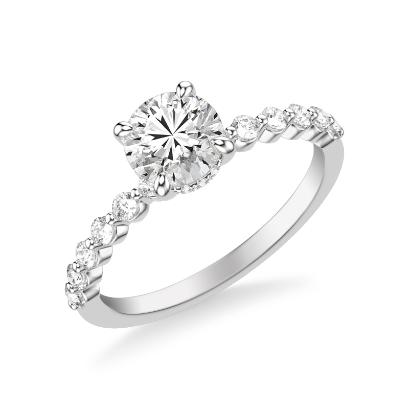 Round Diamond Engagement Ring